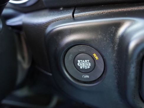 Used 2023 Jeep Wrangler Unlimited Sahara w/ Cold Weather Group image 31