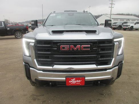 New 2026 GMC Sierra 2500 Pro image 13