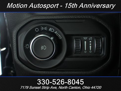 Used 2018 Jeep Wrangler Unlimited Sahara image 19