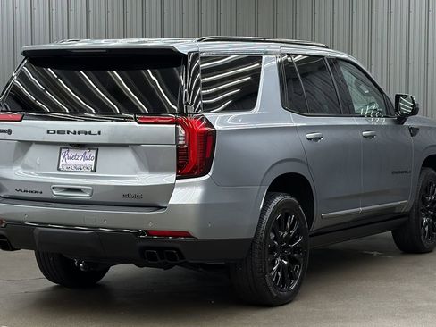 Used 2026 GMC Yukon Denali w/ Sun & Power Step Package AWD/4WD image 5