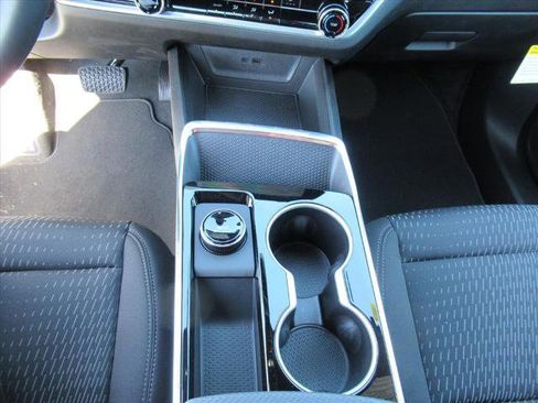 New 2026 Chevrolet Equinox LT image 21