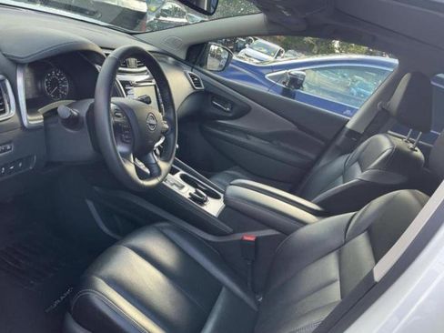 Used 2023 Nissan Murano SL w/ SL Moonroof Package image 10