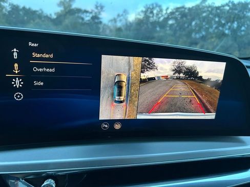 Used 2024 Cadillac Lyriq Luxury image 25