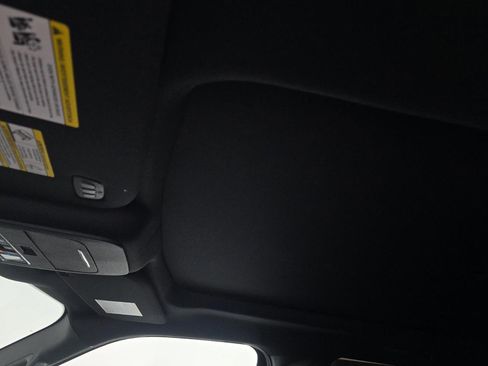 Used 2023 Ford F150 Lariat w/ Equipment Group 502A High image 18