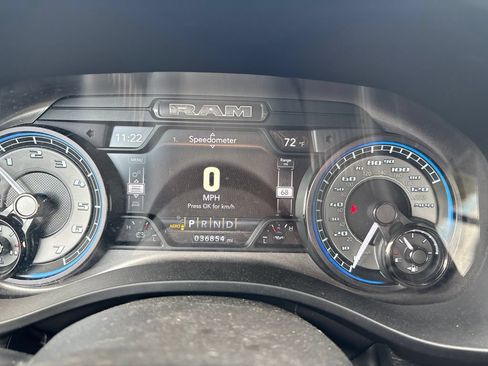 Used 2022 RAM 1500 Limited w/ Body-Colour Bumper Group AWD/4WD image 13