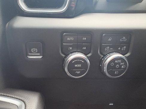 Used 2022 GMC Sierra 1500 Denali w/ Denali Reserve Package AWD/4WD image 34