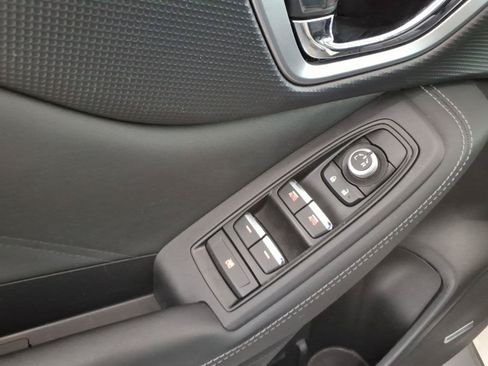 Used 2019 Subaru Forester Limited AWD/4WD image 20