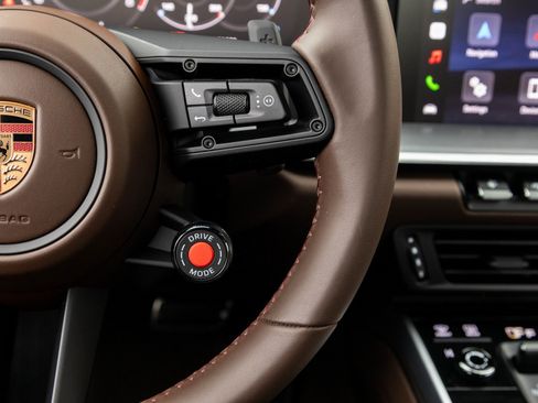 Used 2026 Porsche 911 Targa 4S image 18