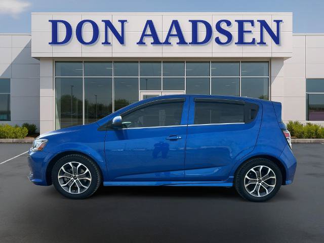 Used 2019 Chevrolet Sonic LT w/ Convenience Package FWD image 4