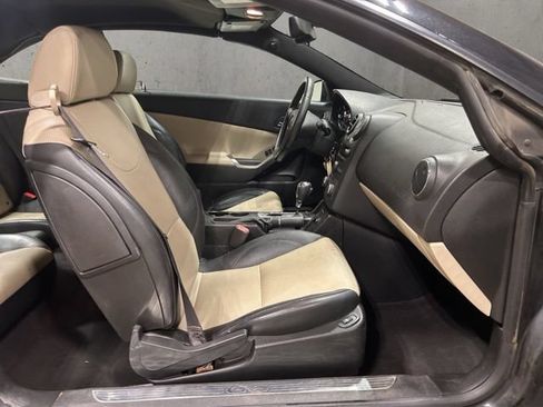 Used 2009 Pontiac G6 GT w/ Sport Package 1 FWD image 20
