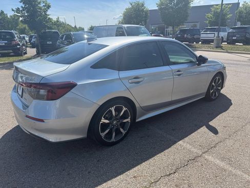 Used 2025 Honda Civic Sport Touring image 5