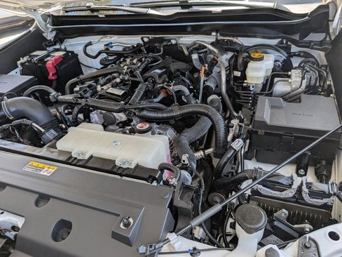Used 2024 Toyota Tacoma SR5 AWD/4WD image 20