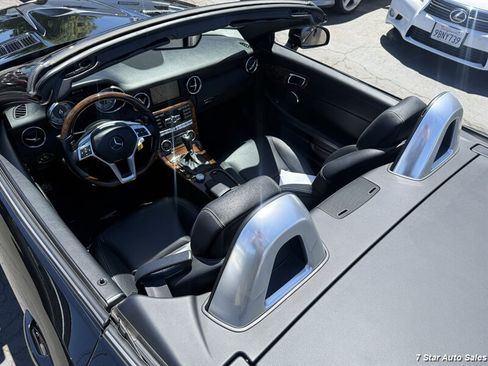 Used 2012 Mercedes-Benz SLK 350 image 21