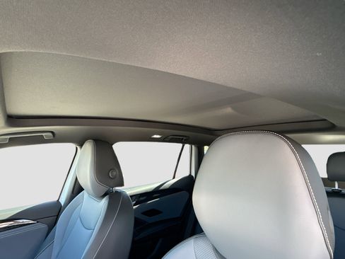 New 2026 Volkswagen Tiguan SE R-Line FWD image 27