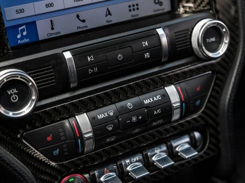 Used 2019 Ford Mustang GT Premium w/ Equipment Group 401A RWD image 26