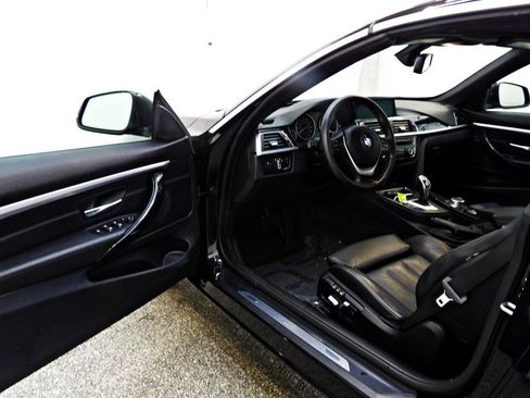 Used 2018 BMW 430i Convertible RWD image 15