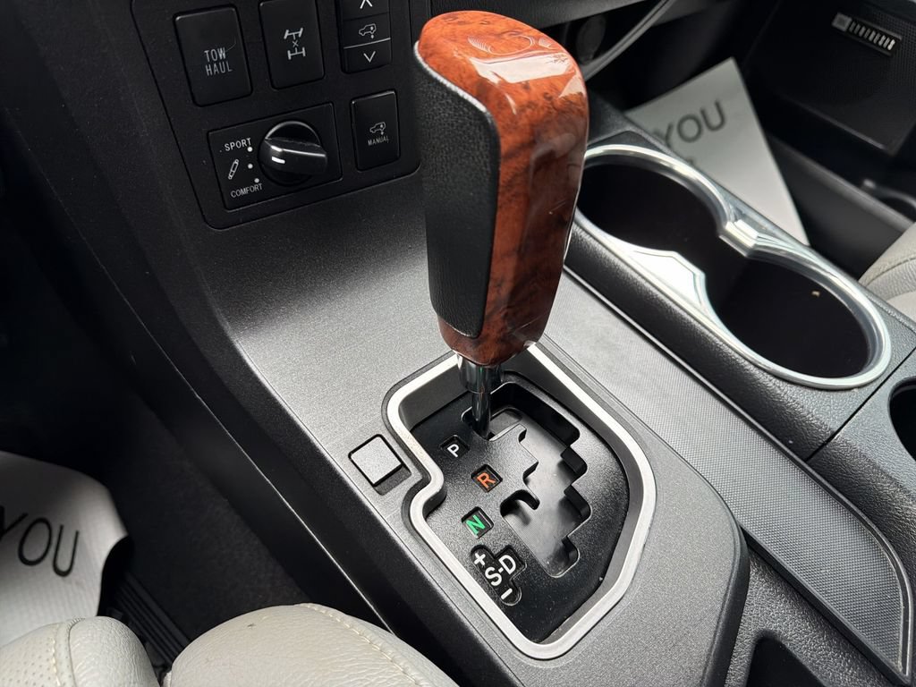 Used 2019 Toyota Sequoia Platinum AWD/4WD image 17