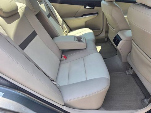 Used 2012 Toyota Camry XLE w/ Leather Pkg FWD image 20