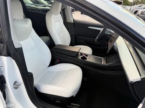 Used 2023 Tesla Model 3 Standard Range RWD image 13