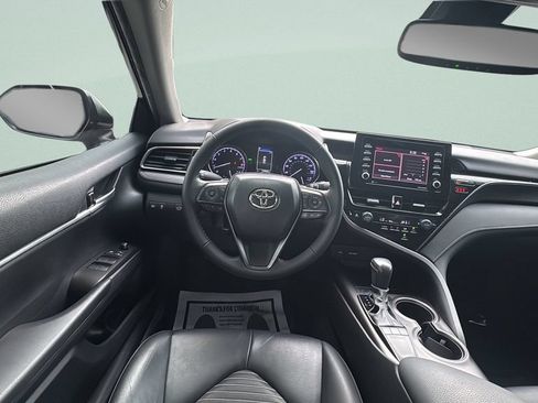Used 2024 Toyota Camry SE w/ Convenience Package FWD image 12