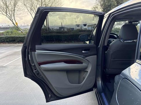 Used 2016 Acura MDX FWD w/ Technology Package image 12