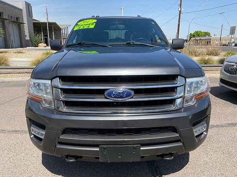 Used 2017 Ford Expedition XLT w/ Equipment Group 202A image 2