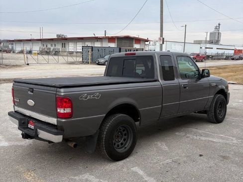 Used 2011 Ford Ranger XLT image 4