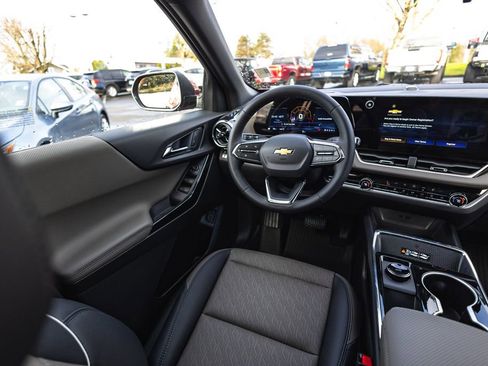 New 2026 Chevrolet Equinox LT w/ Convenience Package II image 22