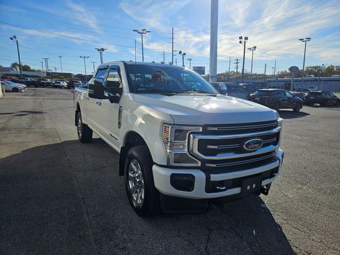 Used 2022 Ford F350 Platinum image 13