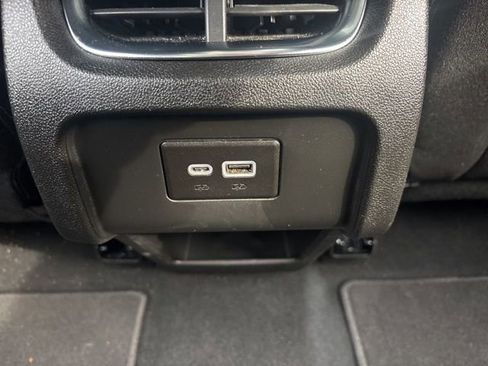 Used 2025 Chevrolet Blazer LT image 19