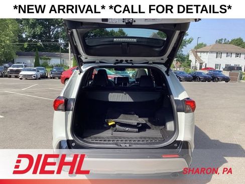 Used 2023 Toyota RAV4 XSE AWD/4WD image 12
