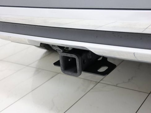 Used 2018 Mercedes-Benz GLE 350 4MATIC w/ Premium 1 Package image 16