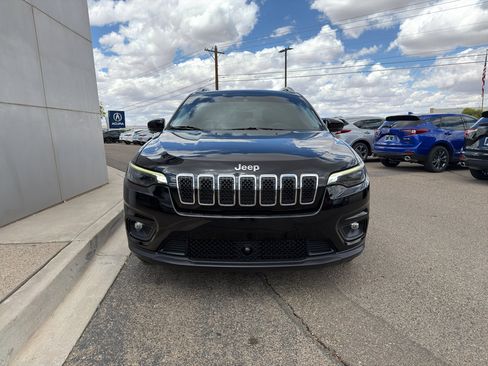 Used 2021 Jeep Cherokee Latitude Plus w/ Sun & Sound Group FWD image 4