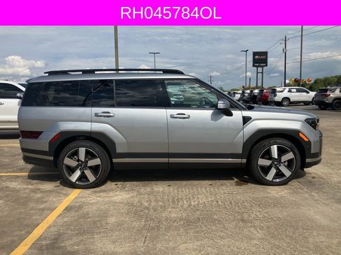 Used 2024 Hyundai Santa Fe Limited image 8