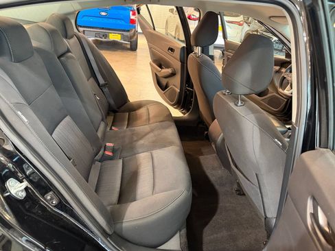 Used 2025 Nissan Altima 2.5 SV FWD image 31