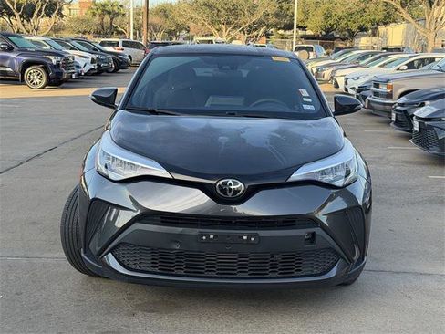 Certified 2022 Toyota C-HR XLE image 2