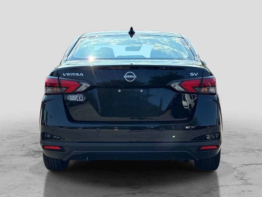 Certified 2024 Nissan Versa SV FWD image 6