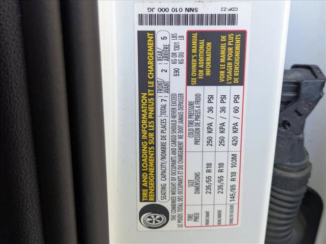 Used 2023 Volkswagen Tiguan SE w/ Panoramic Sunroof Package FWD image 14