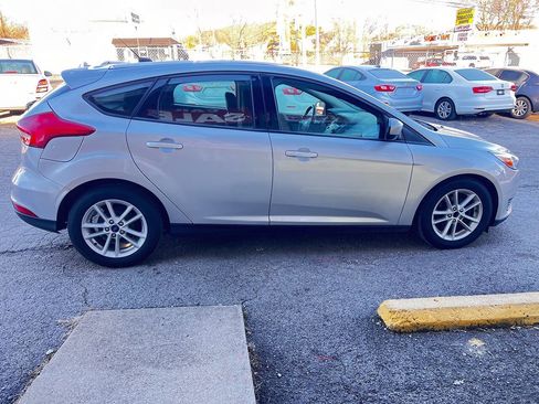 Used 2018 Ford Focus SE image 6