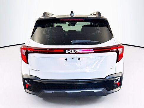 Certified 2024 Kia Seltos X-Line AWD/4WD image 6