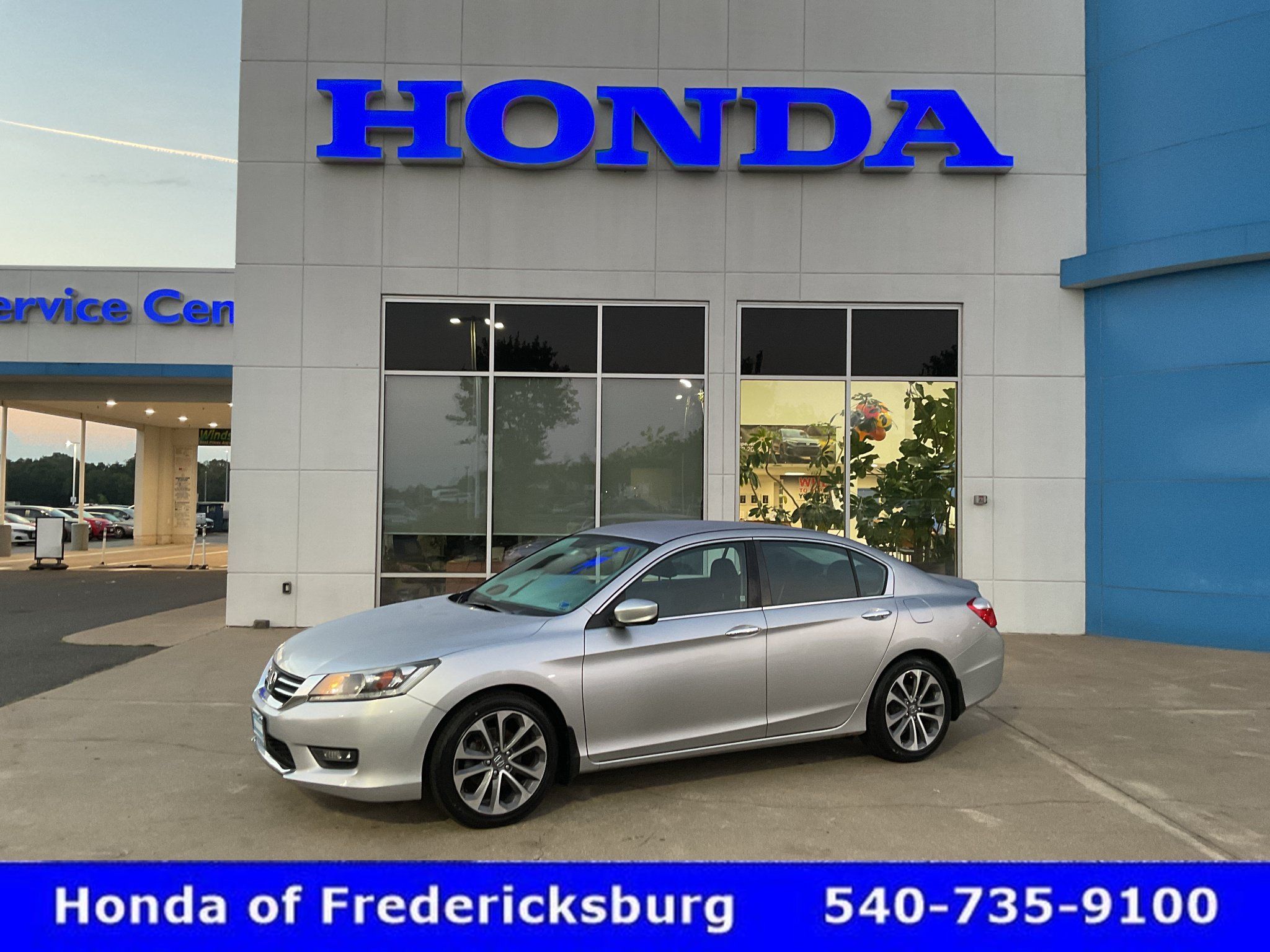 Used 2015 Honda Accord Sport image 1
