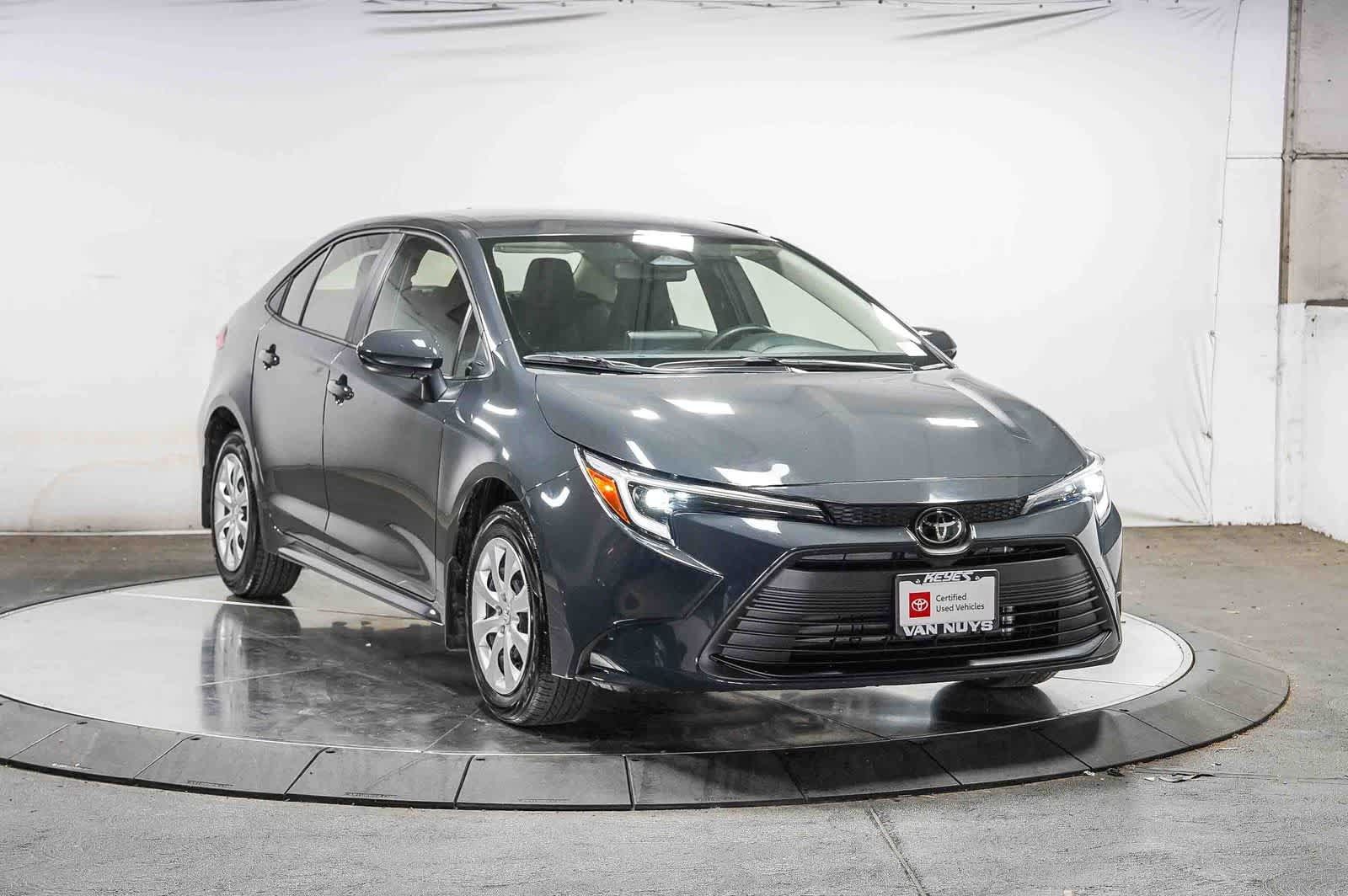 Certified 2026 Toyota Corolla LE w/ Carpet Mat Package (TMS) FWD image 6