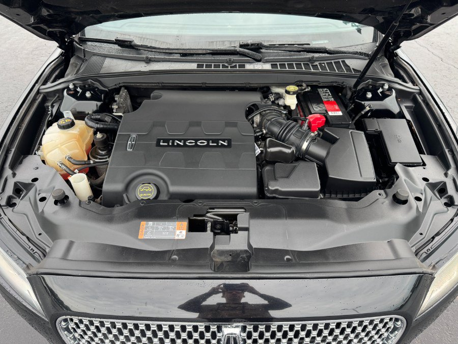 Used 2018 Lincoln Continental AWD w/ Livery Technology Package image 23