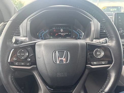 Used 2021 Honda Odyssey Touring image 11