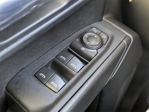 Used 2024 Chevrolet Silverado 1500 Custom image 25