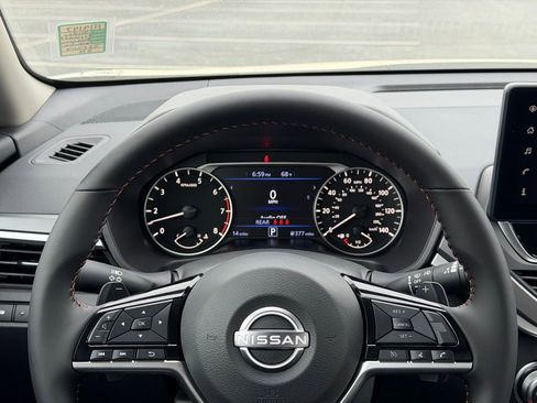 New 2026 Nissan Altima 2.5 SR FWD image 23
