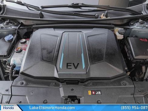 Used 2024 Hyundai Ioniq 5 SE RWD image 32
