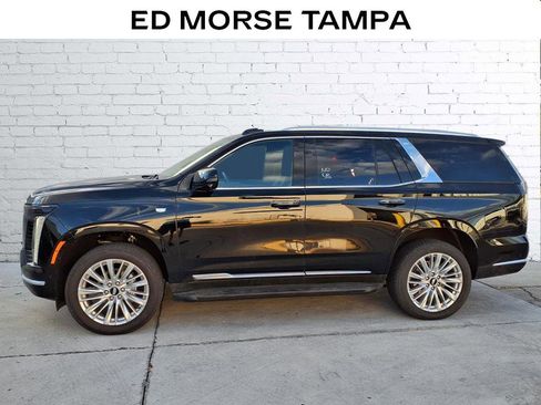 Certified 2025 Cadillac Escalade Premium Luxury image 2