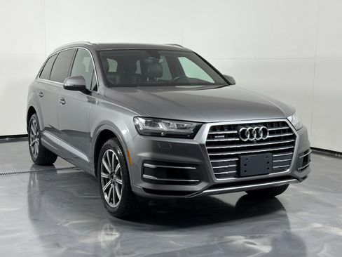 Used 2017 Audi Q7 3.0T Premium Plus AWD/4WD image 3