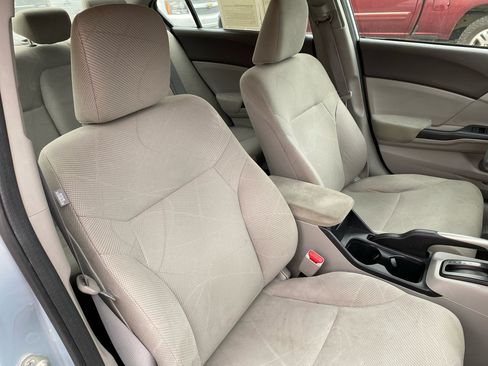 Used 2012 Honda Civic LX image 9